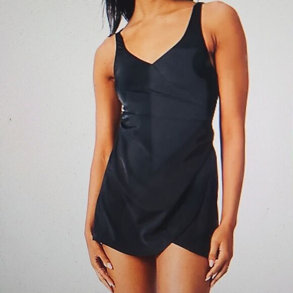 ISAAC MIZRAHI LIVE Bridgehampton Swim Dress with UPF50 Black  16 - Picture 1 of 7